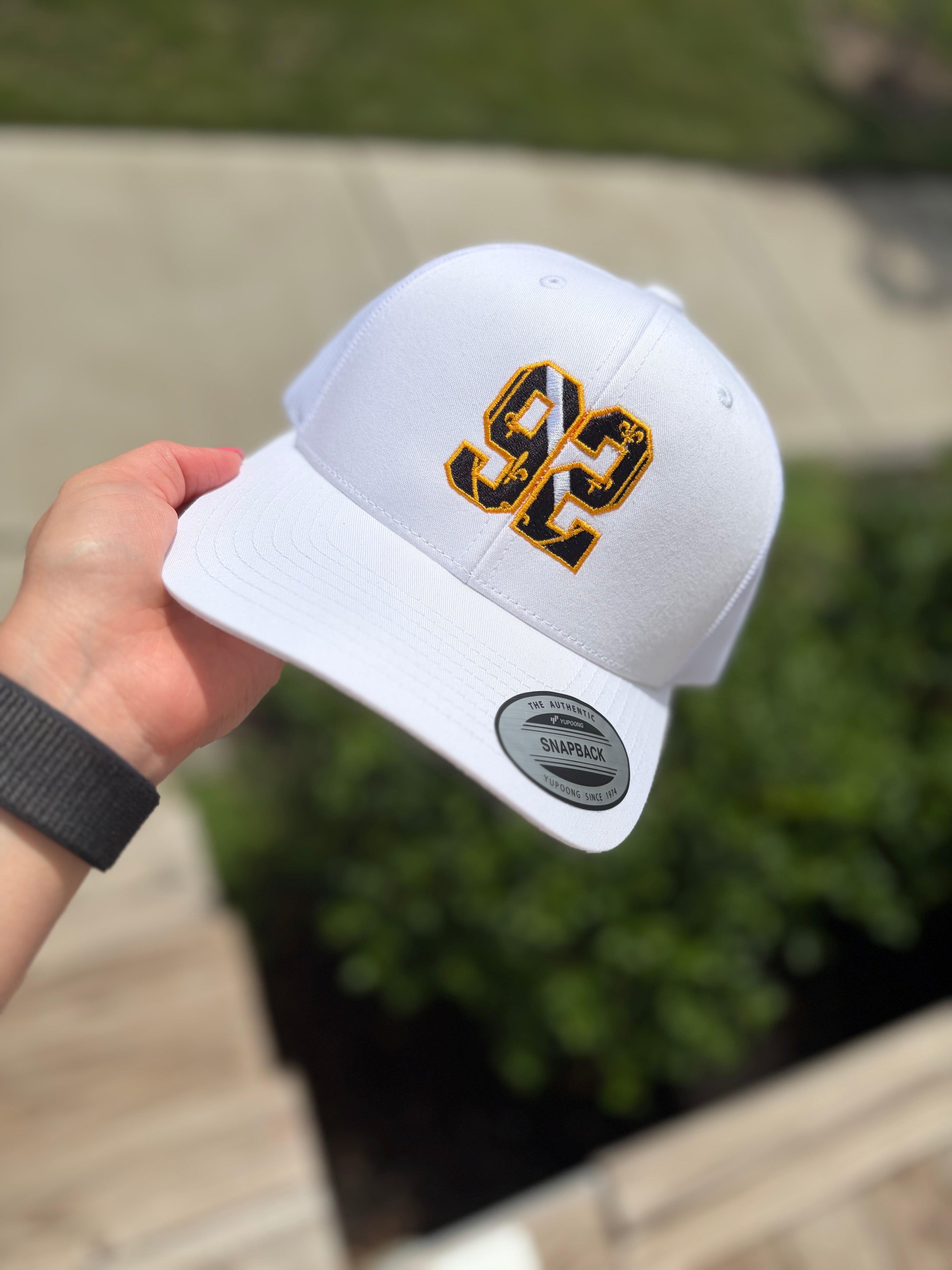 92 Trucker Cap Embroidery (Black Edition) | Ljiljan